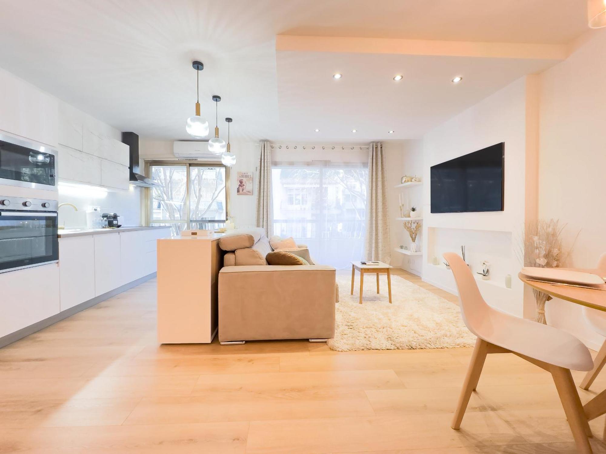 Apartment Le Dore By Winsome Destination Cannes